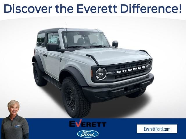 2026 Ford Bronco Base in Avalanche — front three-quarter view