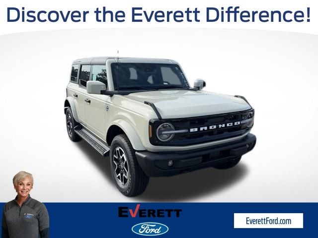 2026 Ford Bronco Outer Banks in Desert Sand — front three-quarter view