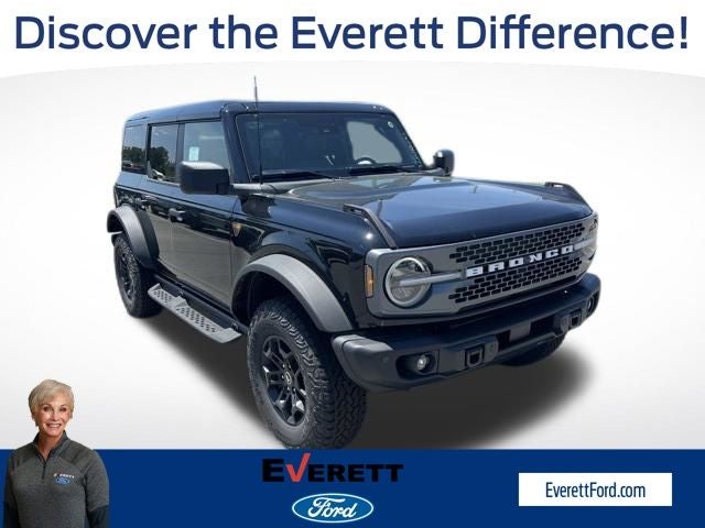 2026 Ford Bronco Badlands in Shadow Black — front three-quarter view