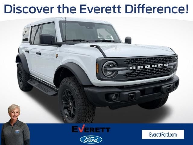 2026 Ford Bronco Badlands in Oxford White — front three-quarter view