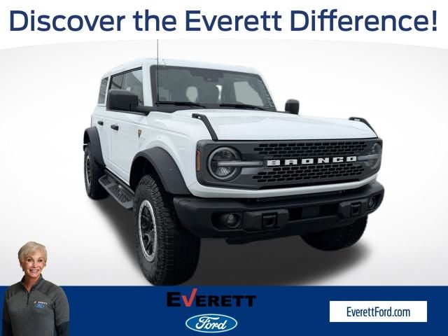 2026 Ford Bronco Badlands in Oxford White — front three-quarter view