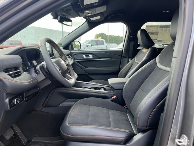 2026 Ford Explorer — detail view